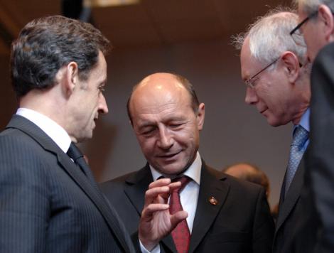Presa straina: Certurile dintre Basescu si Sarkozy, lucru obisnuit la summiturile NATO
