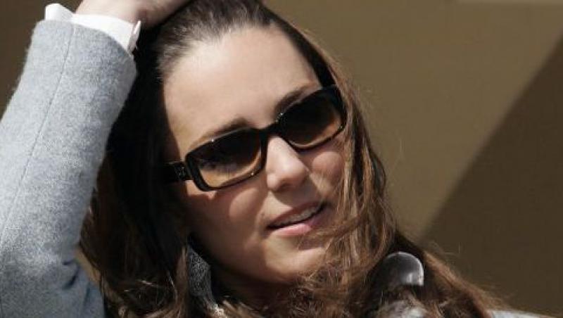 Kate Middleton se teme de coafura de mireasa!