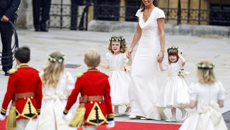Vezi cum au fost imbracate fetele princiare la nunta