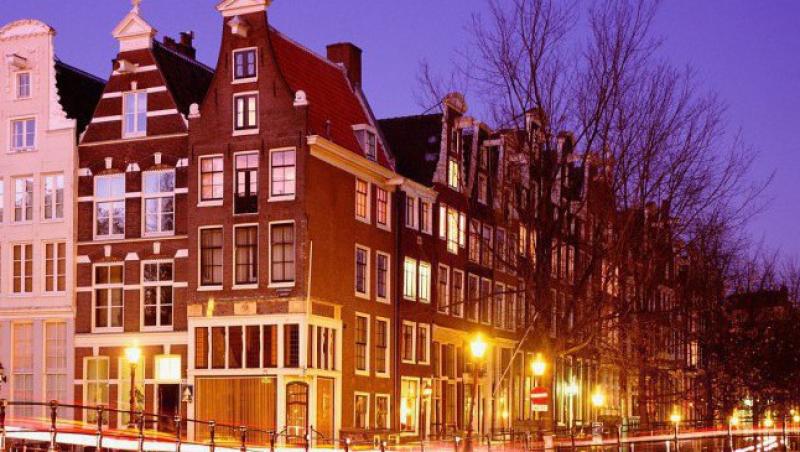 Amsterdam sau piata plutitoare de culori