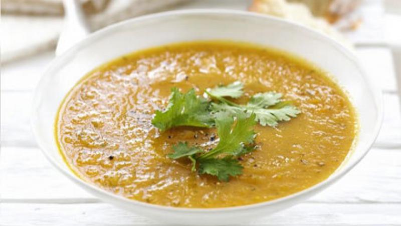 Reteta de post: Supa cu morcovi si coriandru