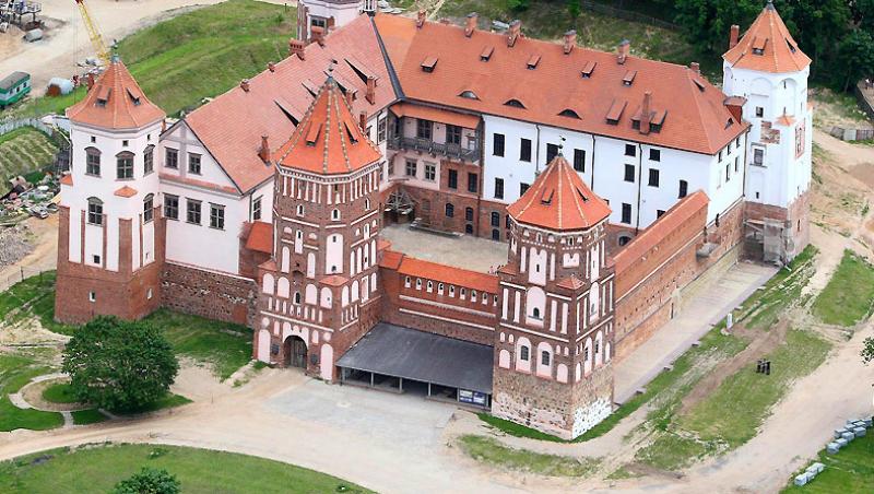Castelul Mir din Republica Belarus: o constructie cu trei stiluri arhitecturale