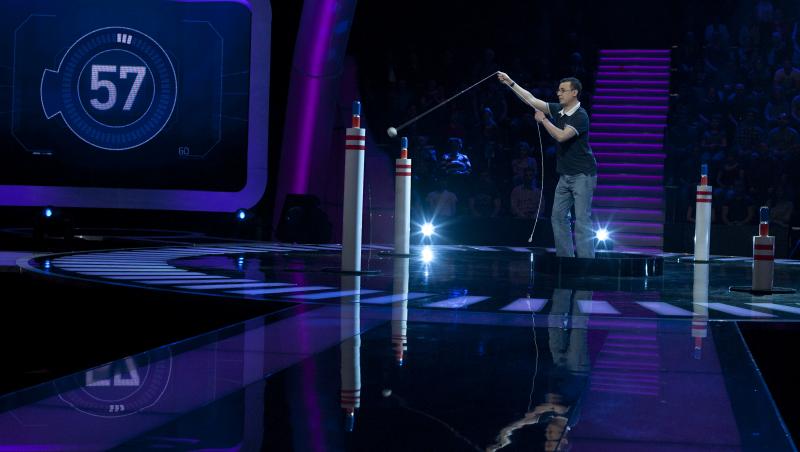 Cate 1.000.000 de baloane, becuri si role de hartie cumparate pentru 