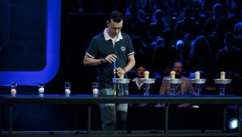 Cate 1.000.000 de baloane, becuri si role de hartie cumparate pentru 