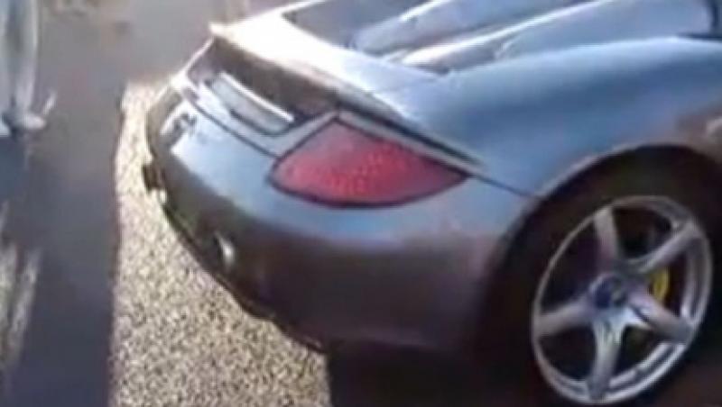 VIDEO! Cum sa NU urci un Carrera GT pe o platforma