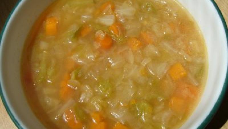 Reteta de post a zilei: supa iute de varza