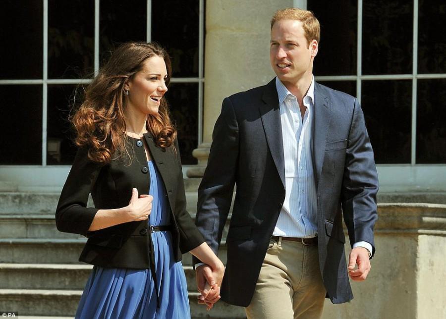 FOTO! Kate si William, afectuosi dupa nunta!