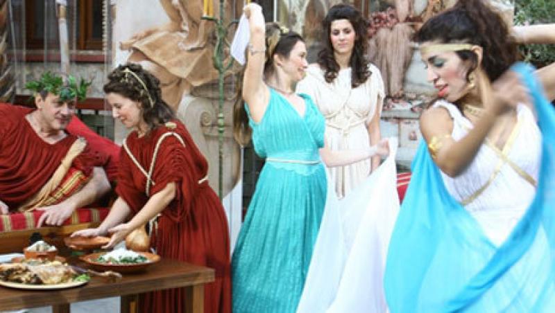 VIDEO! Mancarea din antichitate, pregatita din nou in Grecia!