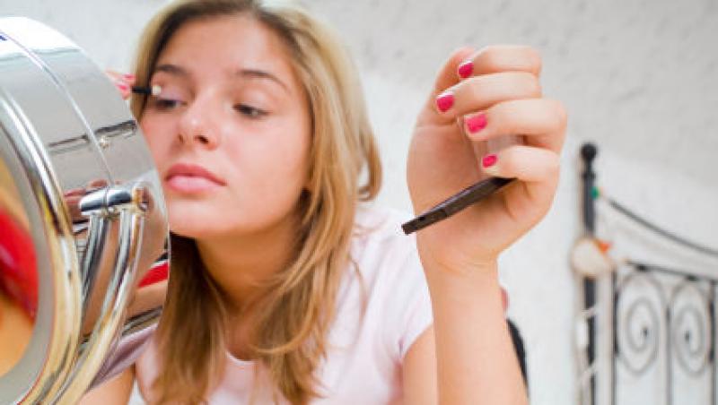 5 trucuri pentru adolescentele care vor sa se machieze