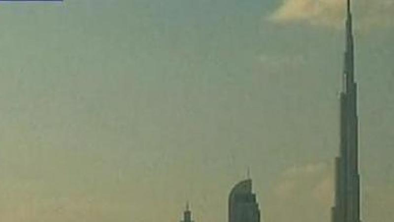 S-a aruncat de la etajul 147 al Burj Khalifa, cel mai inalt turn din lume