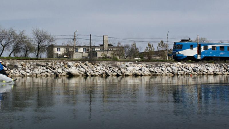 VIDEO! Premiera mondiala in Romania! Wakeboarding tras de un tren in miscare