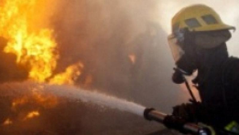 UPDATE! Incendiu la Catedrala Sfanta Anastasia din Calarasi