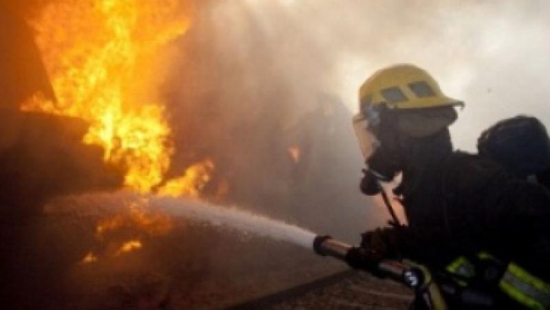 UPDATE! Incendiu la Catedrala Sfanta Anastasia din Calarasi