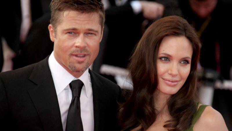 Kirsten Dunst le-a stricat somnul Angelinei Jolie si lui Brad Pitt