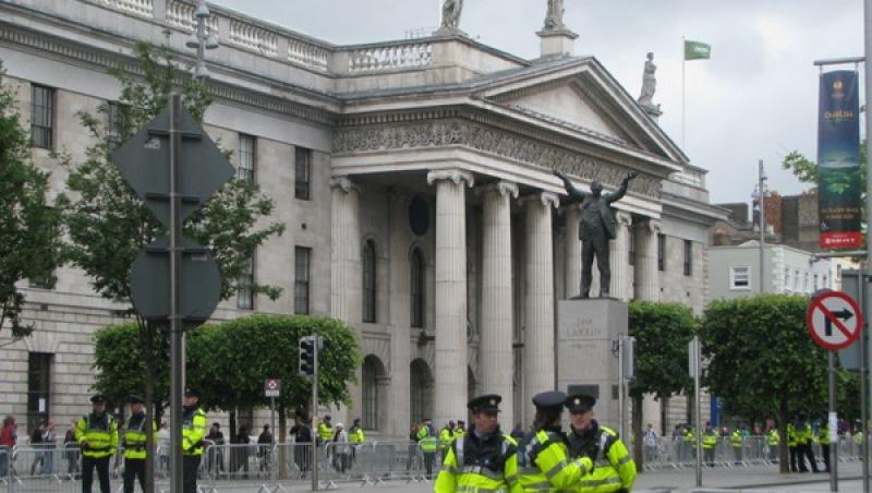 FOTO! Dublin - cel mai securizat oras european, cu ocazia vizitei Reginei Elisabeta a II-a