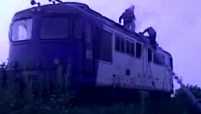 VIDEO! O locomotiva a luat foc in judetul Dambovita