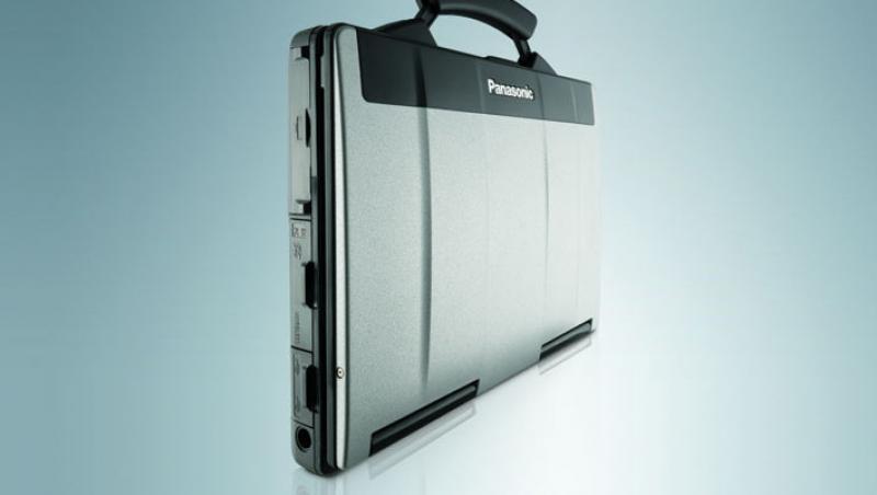 Rezistent si flexibil: Panasonic Toughbook CF-53
