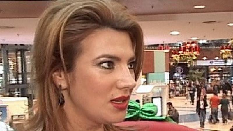 VIDEO! Mihaela Borcea se trateaza cu mancare dupa divort