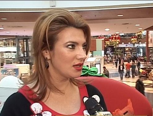 VIDEO! Mihaela Borcea se trateaza cu mancare dupa divort