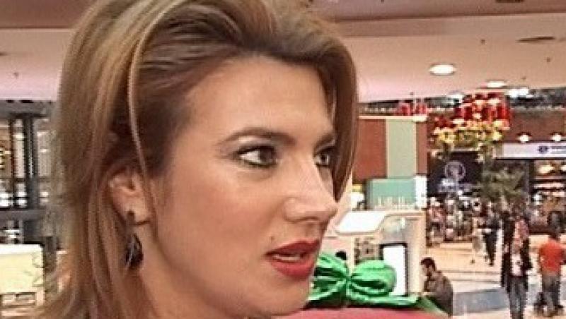 VIDEO! Mihaela Borcea se trateaza cu mancare dupa divort