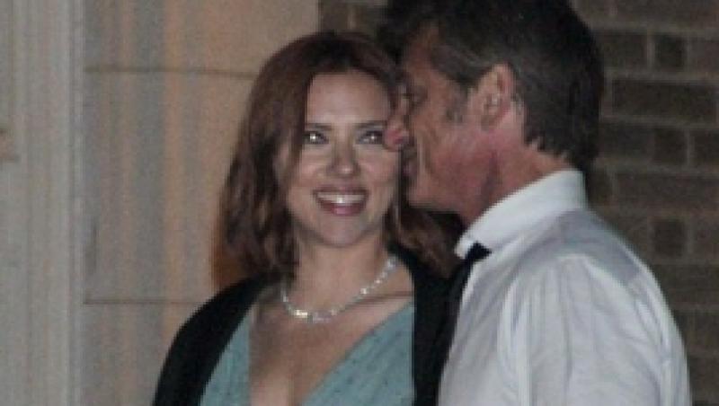 FOTO! Scarlett Johansson si Sean Penn, oficial impreuna!