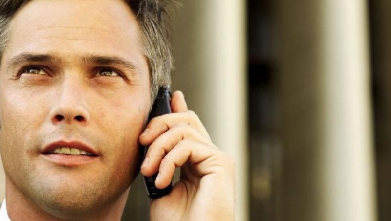 Studiu: Vorbitul excesiv la telefon scade nivelul de fertilitate al barbatilor
