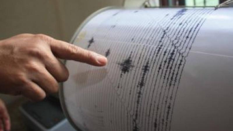 Trei morti si 75 de raniti, in urma cutremurului din Turcia