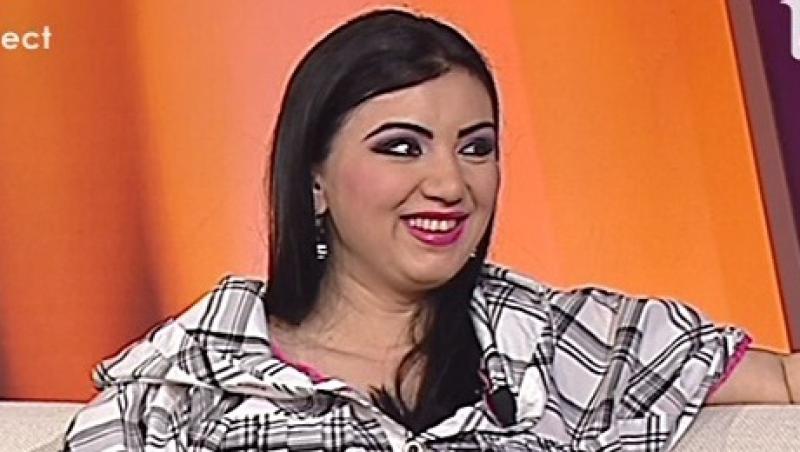 Adriana Bahmuteanu i-a furat invitatii de la botez lui Dinu Maxer