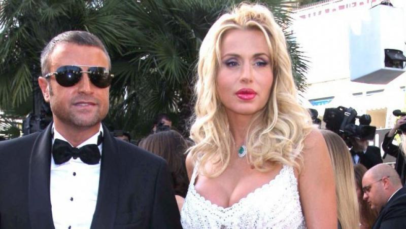 VIDEO! Catalin Botezatu, alaturi de doua blonde la Cannes