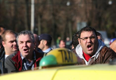 Bucuresti: Taximetristii protesteaza joi si vineri