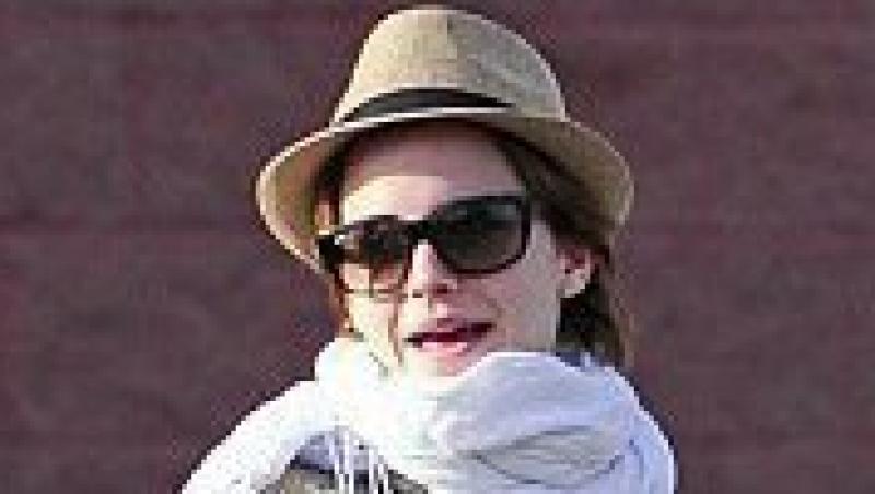Multimilionara Emma Watson, in continuare un model pentru tineri