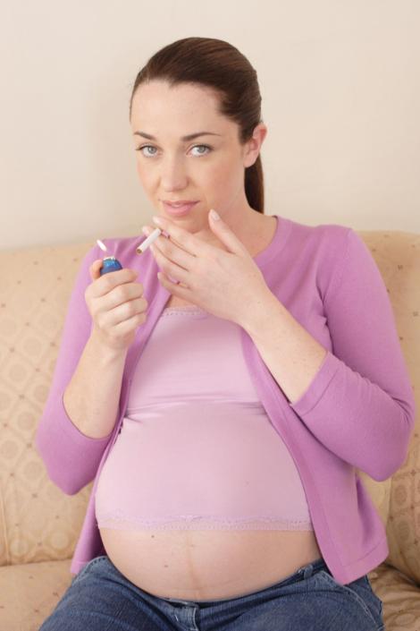 Afla care sunt problemele cauzate de fumatul in timpul sarcinii