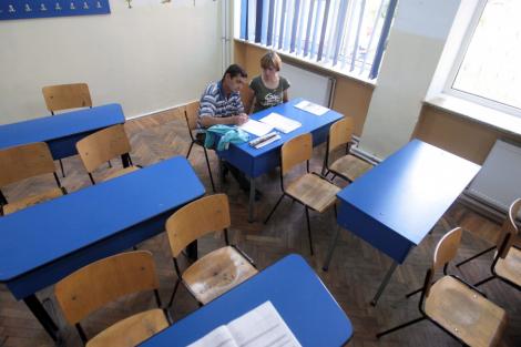 Elevii vor sustine examenele de corigente in perioada 10 august-2 septembrie
