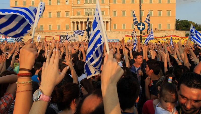FT: Grecia nu mai are voie sa-si incaseze taxele