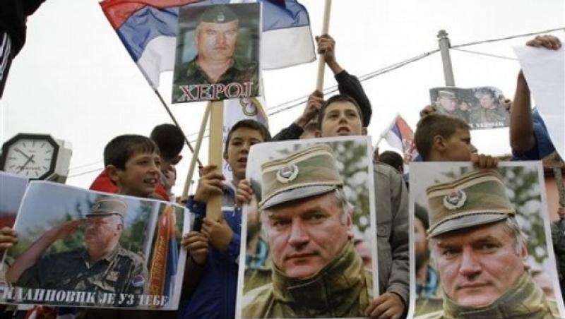 Belgrad: 10.000 de oameni au manifestat fata de arestarea lui Ratko Mladici