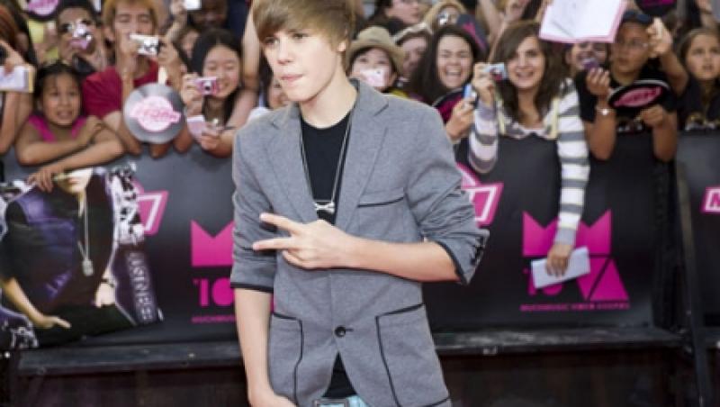 Popstarul Justin Bieber, mai popular pe Twitter decat presedintele Barack Obama