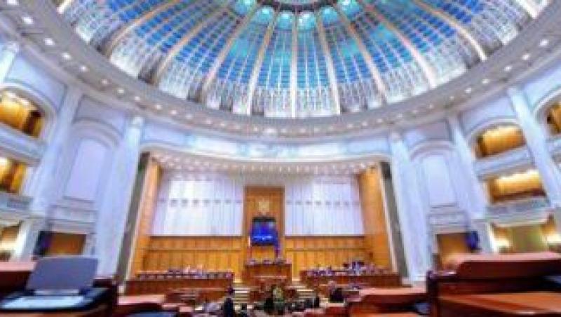 Tensiuni in Camera Deputatilor: A fost adoptat un amendament care dezavantajeaza politistii