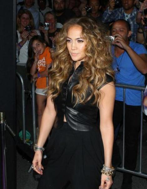 FOTO! Jennifer Lopez, intr-una din zilele proaste