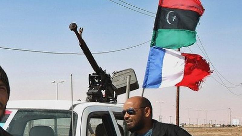 Franta expulzeaza 14 diplomati libieni