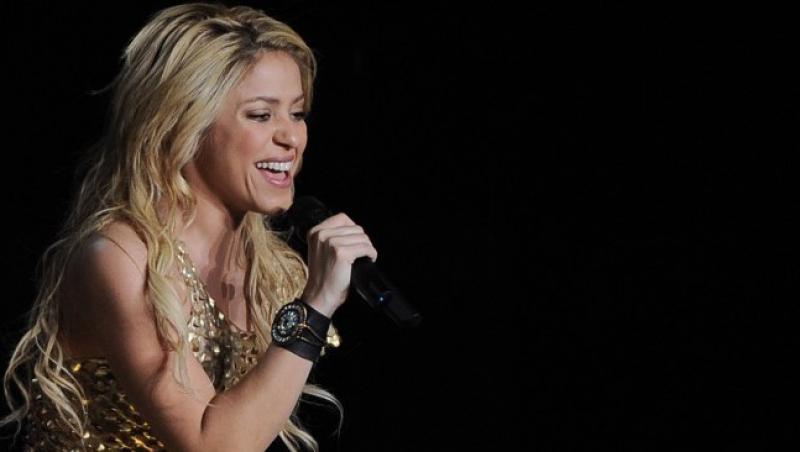 VIDEO! Shakira a cantat in ploaie