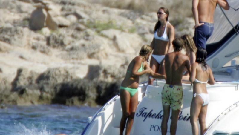 FOTO! William, Kate si Pippa, intr-o vacanta exotica in Ibiza