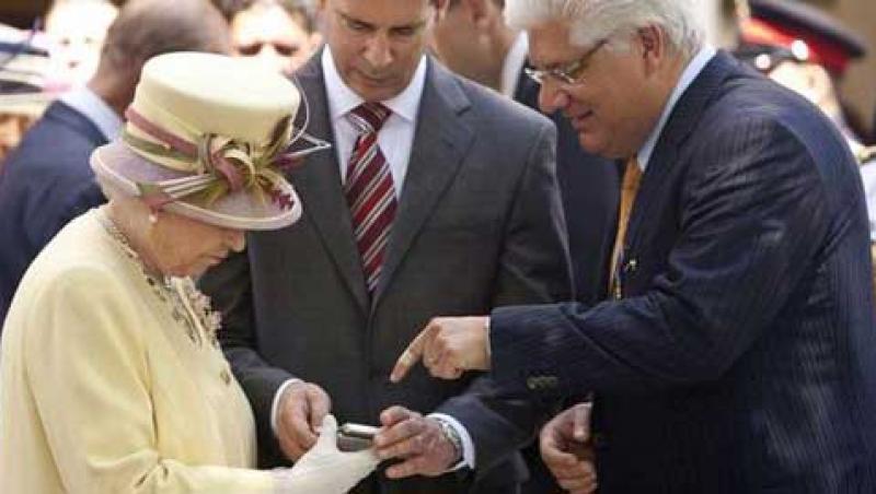 Regina Elisabeta a II-a vrea sa isi cumpere un iPad