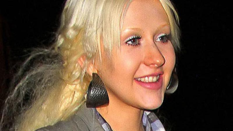 FOTO! Christina Aguilera, de nerecunoscut!