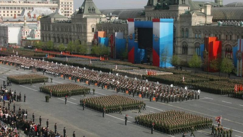 Rusii sarbatoresc Ziua Victoriei: 20.000 de soldati vor marsalui in Piata Rosie