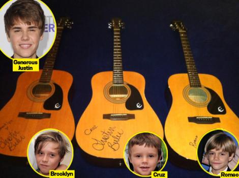Baietii Beckham au primit chitare cu autograf de la Justin Bieber