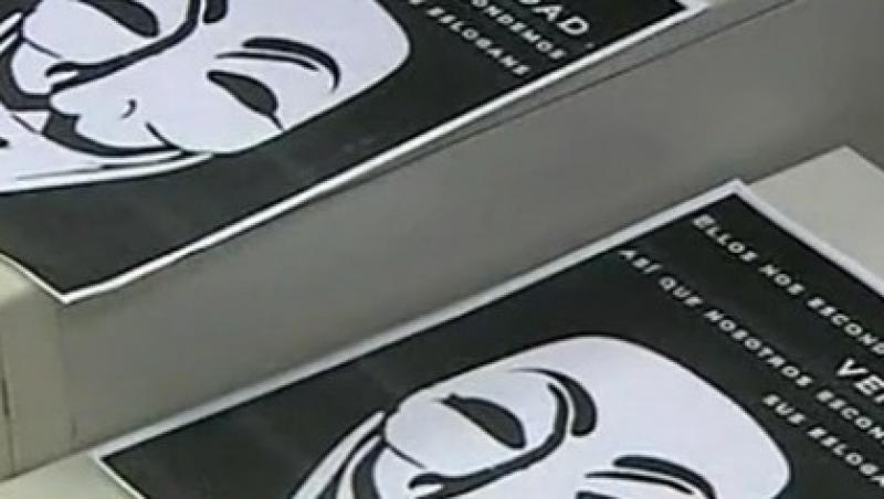 VIDEO! Spania: Trei lideri ai retelei de hackeri Anonymous au fost arestati