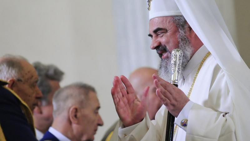 Patriarhul Daniel: Folosirea telefoanelor mobile a devenit o molima
