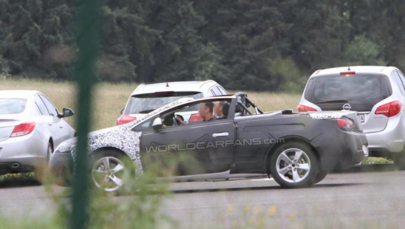 FOTO-Spion: Noul Opel Astra Cabrio se destainuie