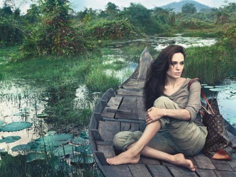 Vezi prima fotografie cu Angelina Jolie promovand brandul Louis Vuitton!