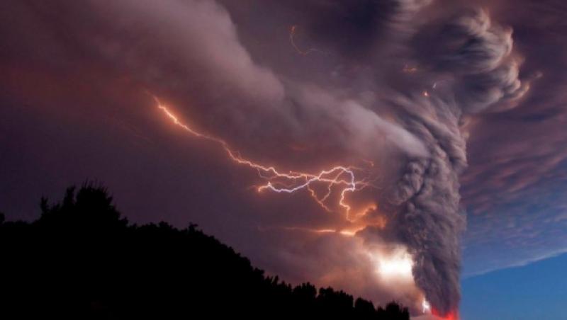 VIDEO! Vulcanul Puyehue din Chile a erupt din nou